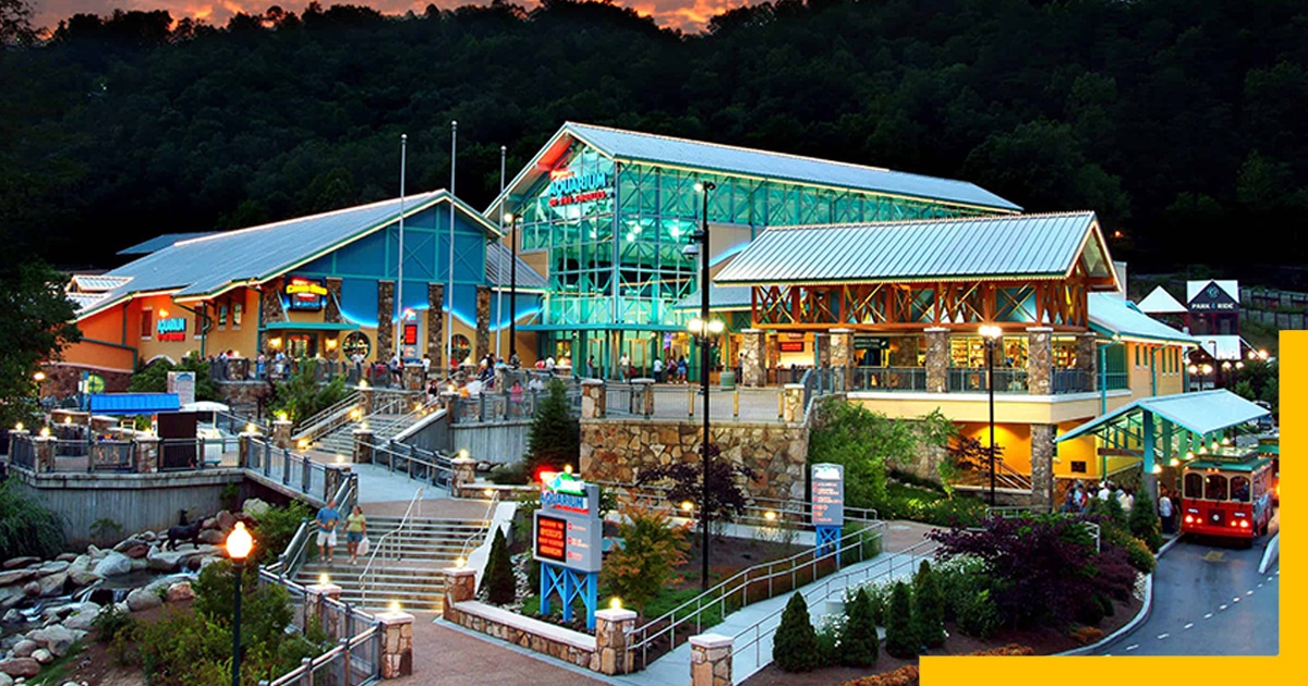 cheap places to travel in January-Gatlinburg