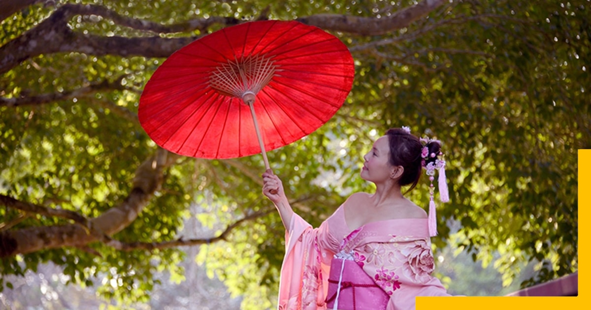 What to Wear in Japan in Spring-Kimonos with Cherry Blossom Patterns, Japan