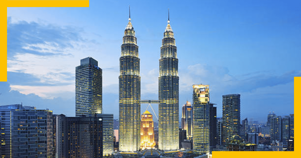 Skyline of Petronas Twin Tower , Malaysia